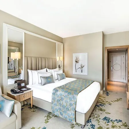 Resort Titanic Deluxe Lara 5*