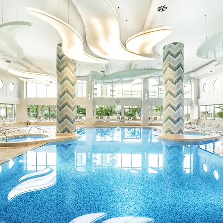 Resort Titanic Deluxe Lara 5*