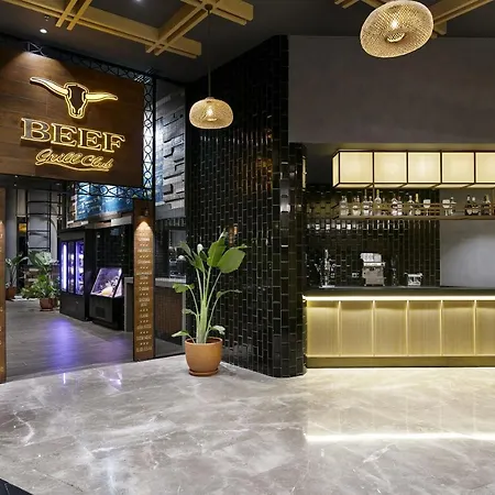 Titanic Deluxe Lara Resort Antalya