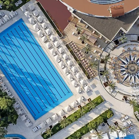 Titanic Deluxe Lara 5* Antalya