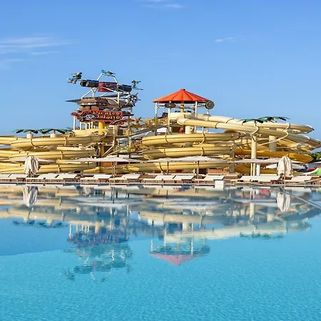 Titanic Deluxe Lara Resort Antalia