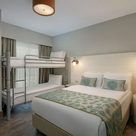 Titanic Deluxe Lara Resort Antalya