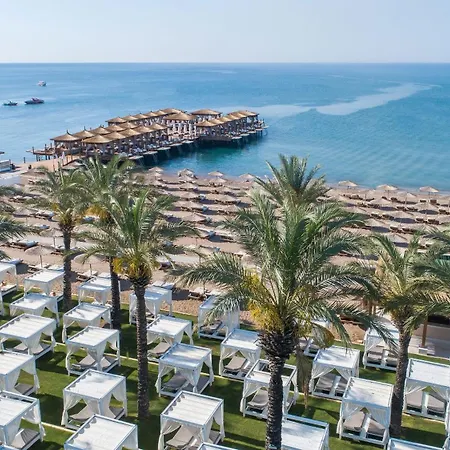 Titanic Deluxe Lara Resort