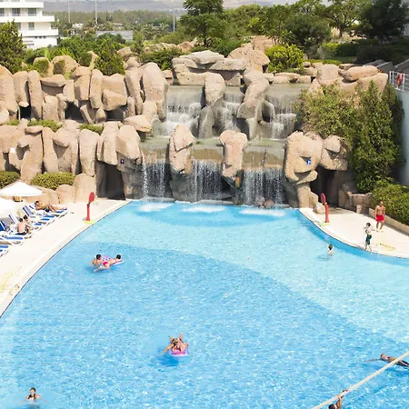 Titanic Deluxe Lara 5* Antalya