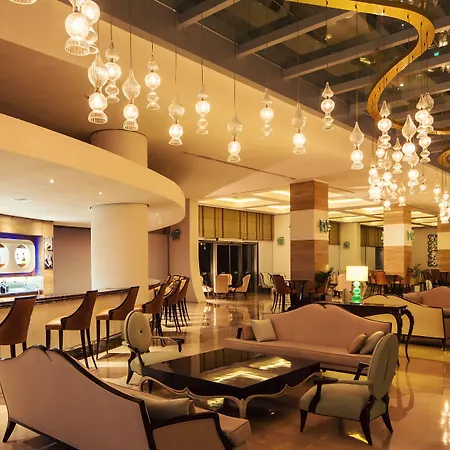 Titanic Deluxe Lara Resort Antalya