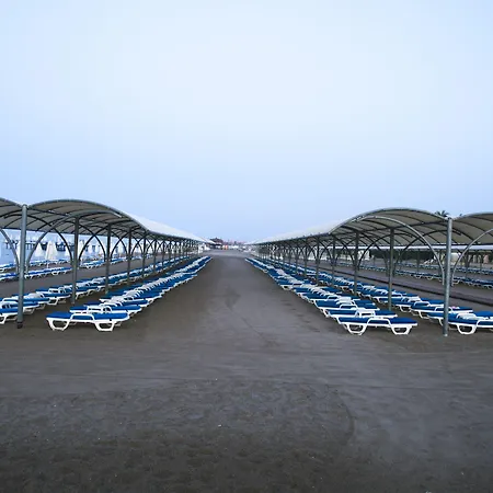 منتجع Titanic Deluxe Lara